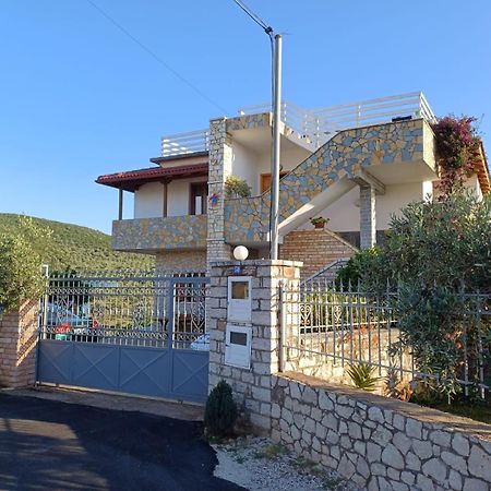 Pellumb Apartments Ksamil Exteriör bild
